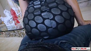 Banging my asian Milf stepmom