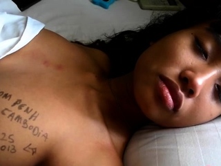 Romantic exotic girlie can’t get enough of fucking